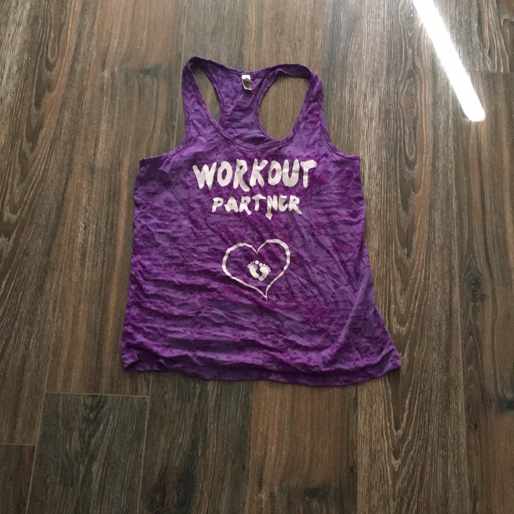 Pregnancy workout top
